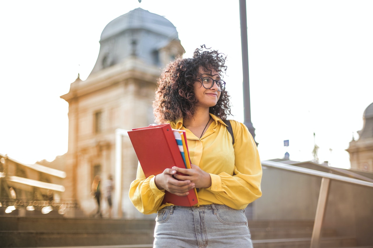8 Truths Every Student Studying Abroad Can Relate To